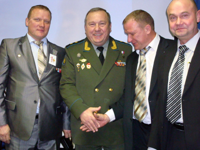 Командующий ВДВ Шаманов благодарит Нижегородских ветеранов
